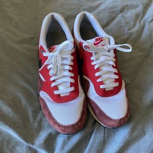 University red airmax 90